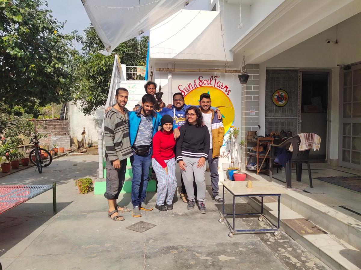 Sun N Soil Backpacker Hostel Lachhiwala Eksteriør billede